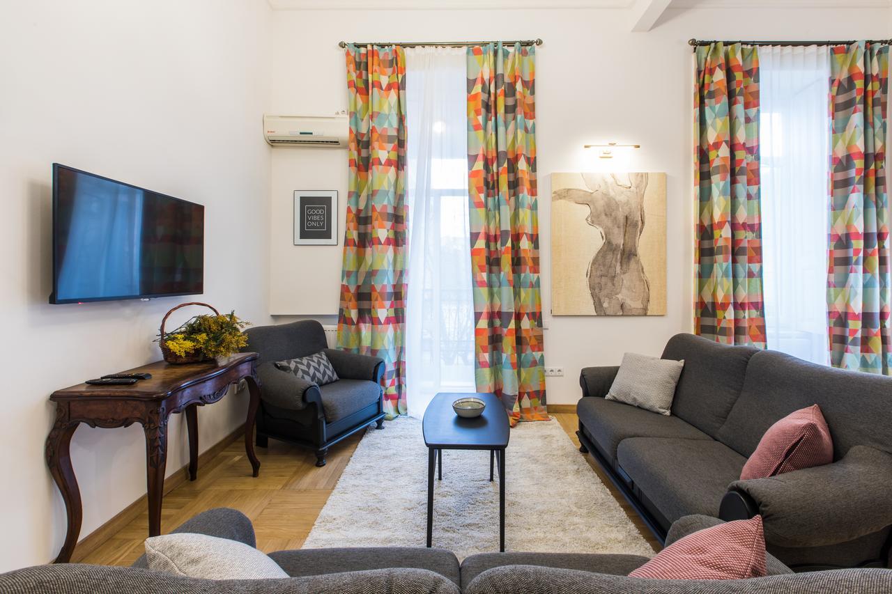New Apartment On Rustaveli Avenue Tbilisi Exterior photo