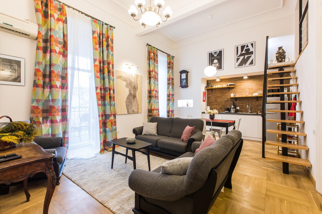 New Apartment On Rustaveli Avenue Tbilisi Exterior photo